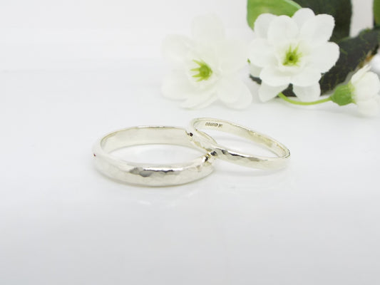 His and Hers 9ct White Gold Wedding Band Set - Hammered finish
