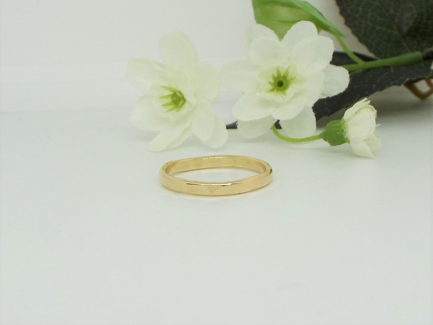 Hammered Gold Wedding Ring Set - D shaped - 9ct Yellow Gold