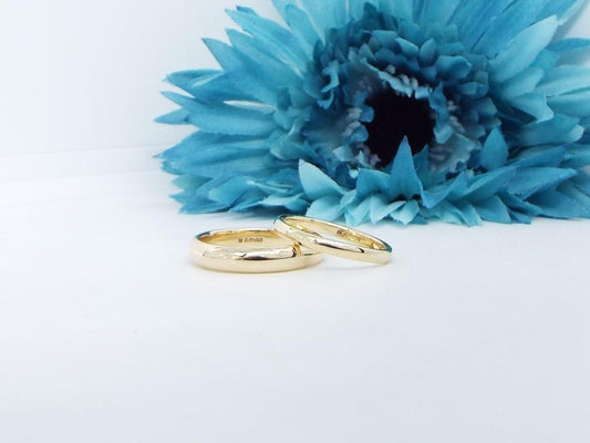 His and Hers Classic Gold Wedding Band Set