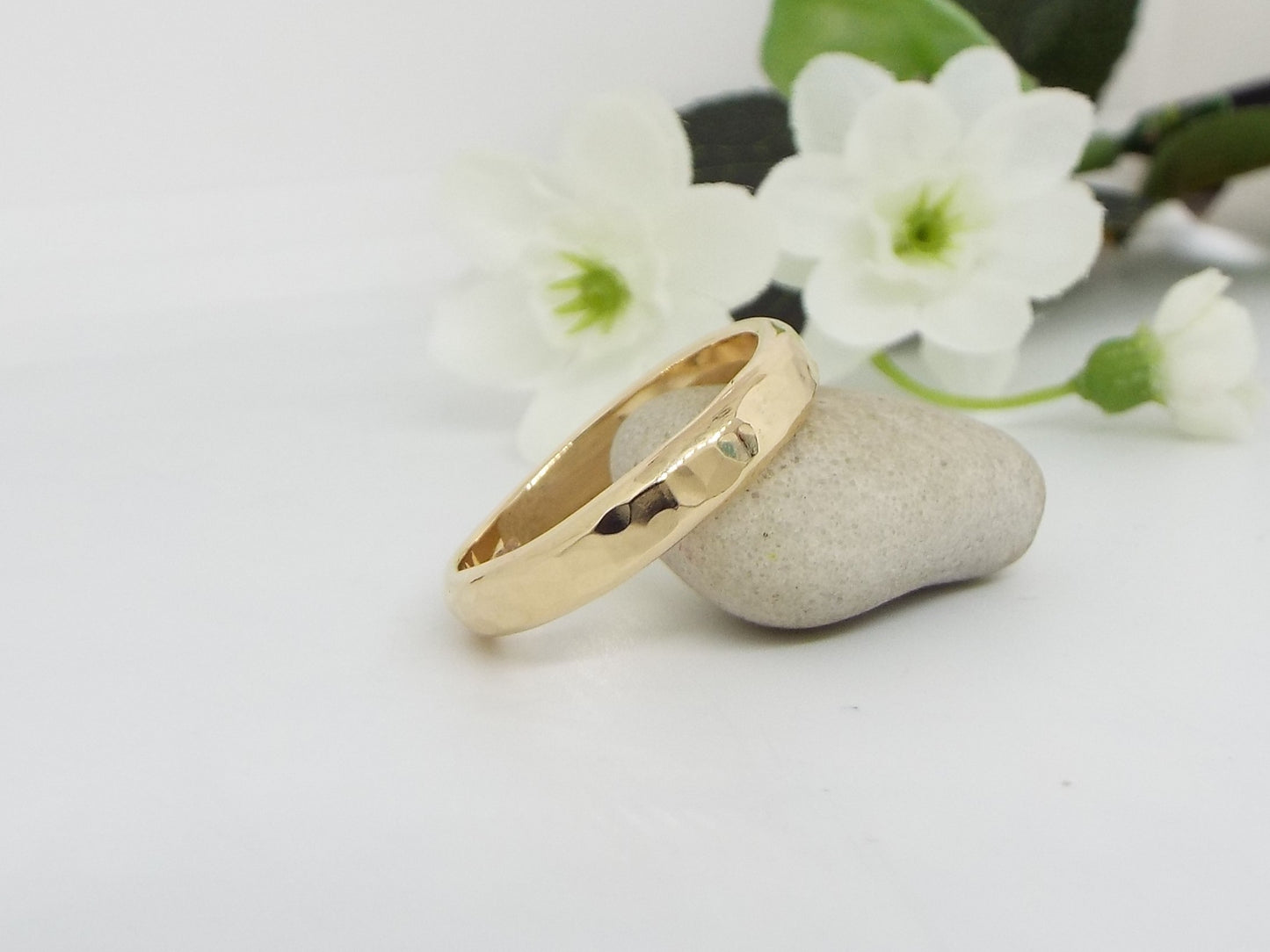 Hammered Gold Wedding Ring Set - D shaped - 9ct Yellow Gold