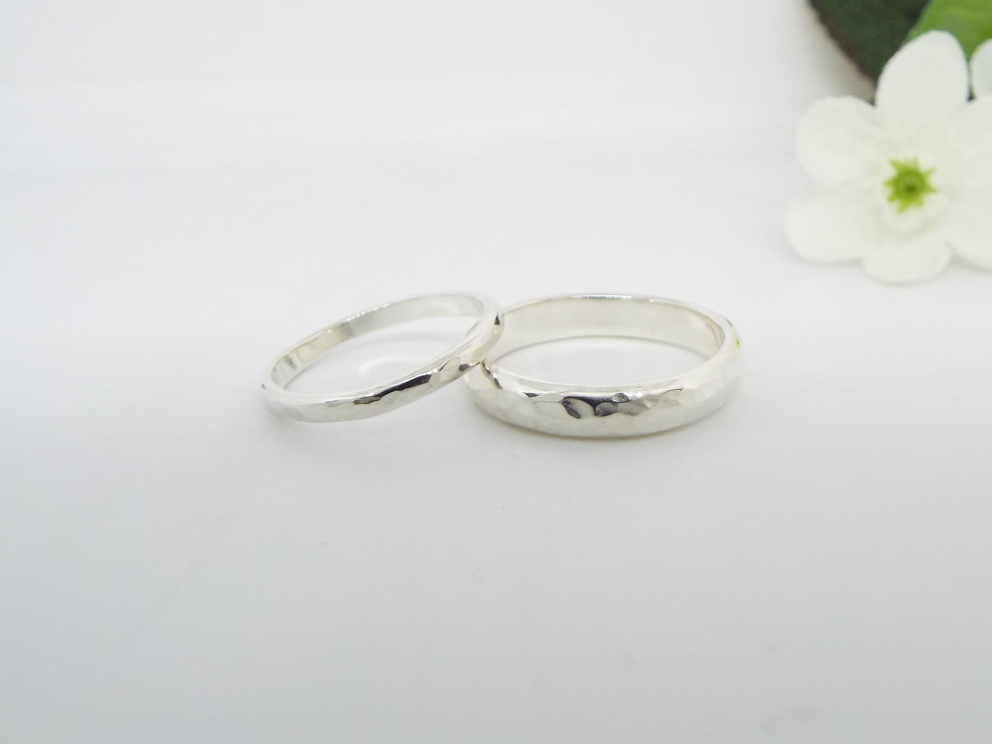 Silver Ring Set - D shaped - Hammered finish